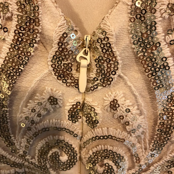 EUC Quiz Sleeveless Sequin Full length Gown - Champagne Gold w/Peachy/Rose Tones - Picture 5 of 13